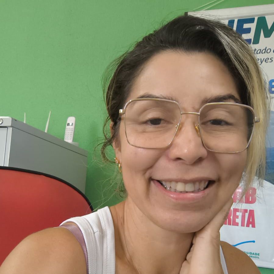 Luzane Francisca Gomes