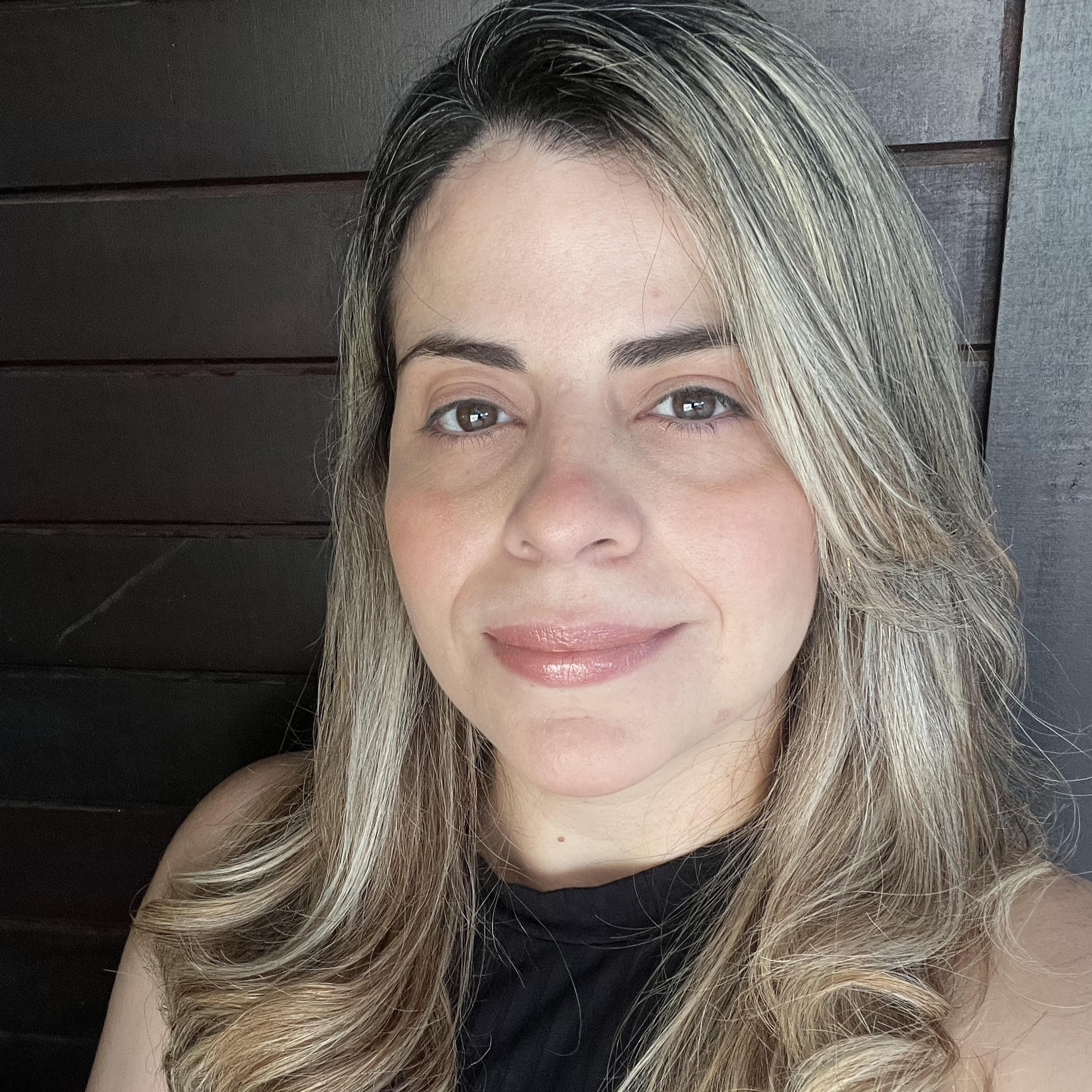 Foto do tutora Roberta Flávia Cipriano